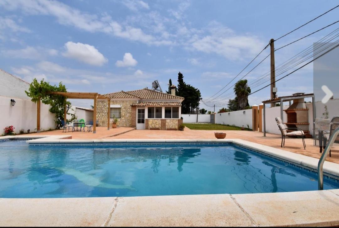 Chalet Villa Caulina Chiclana de la Frontera Eksteriør bilde